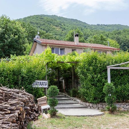 Agriturismo La Vammora Laviano Экстерьер фото